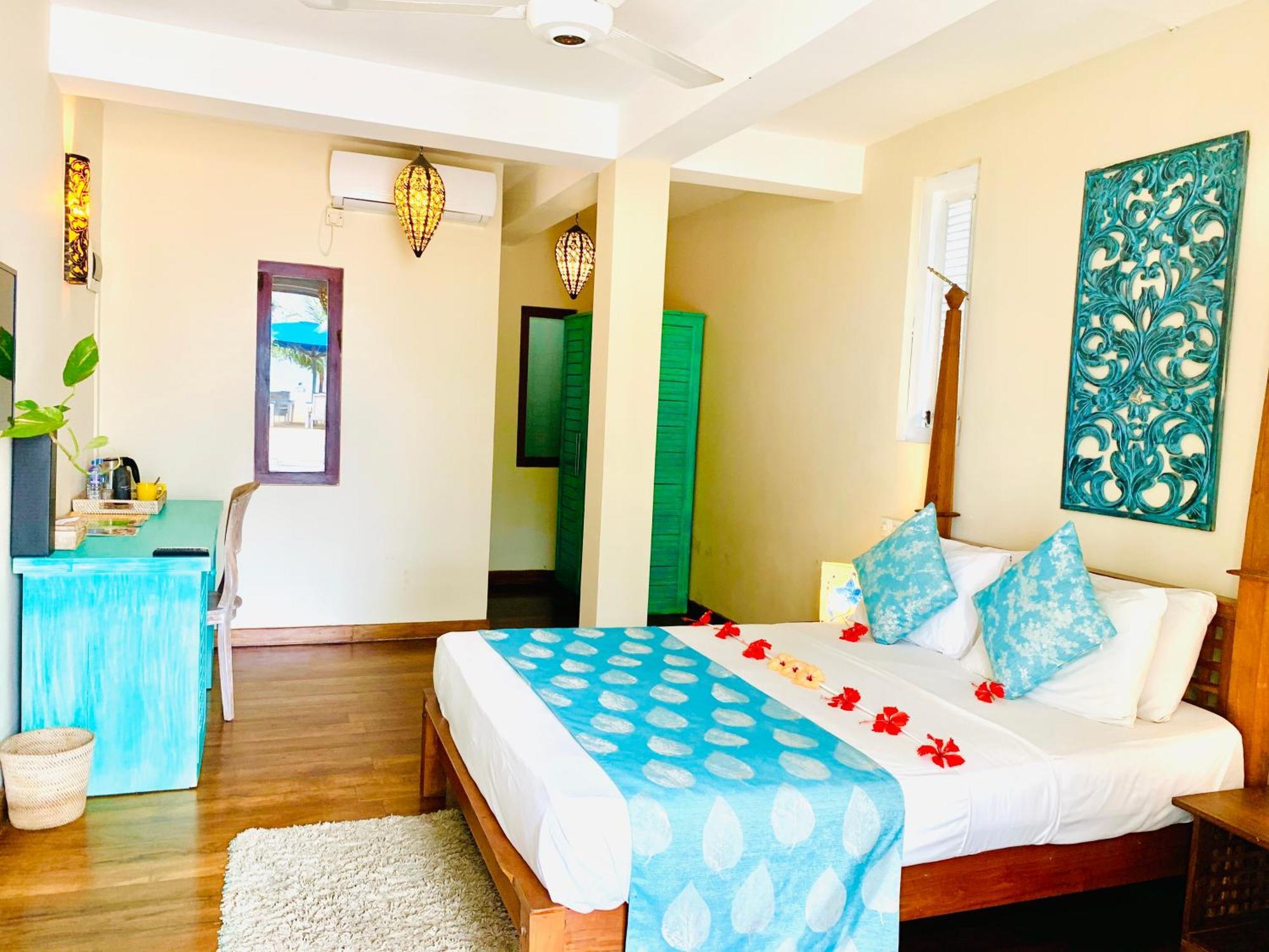 Thaproban Beach House Unawatuna Room photo