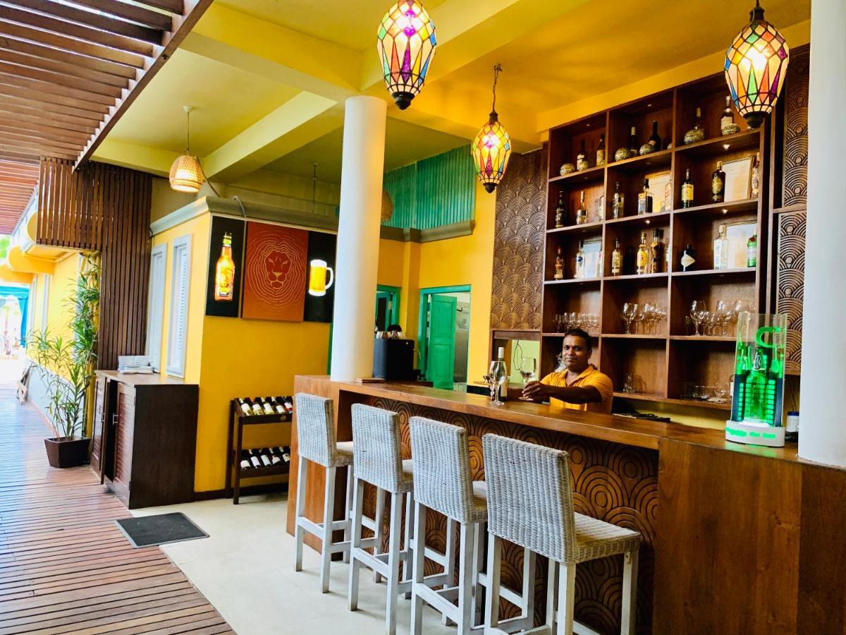 Thaproban Beach House Unawatuna Exterior photo